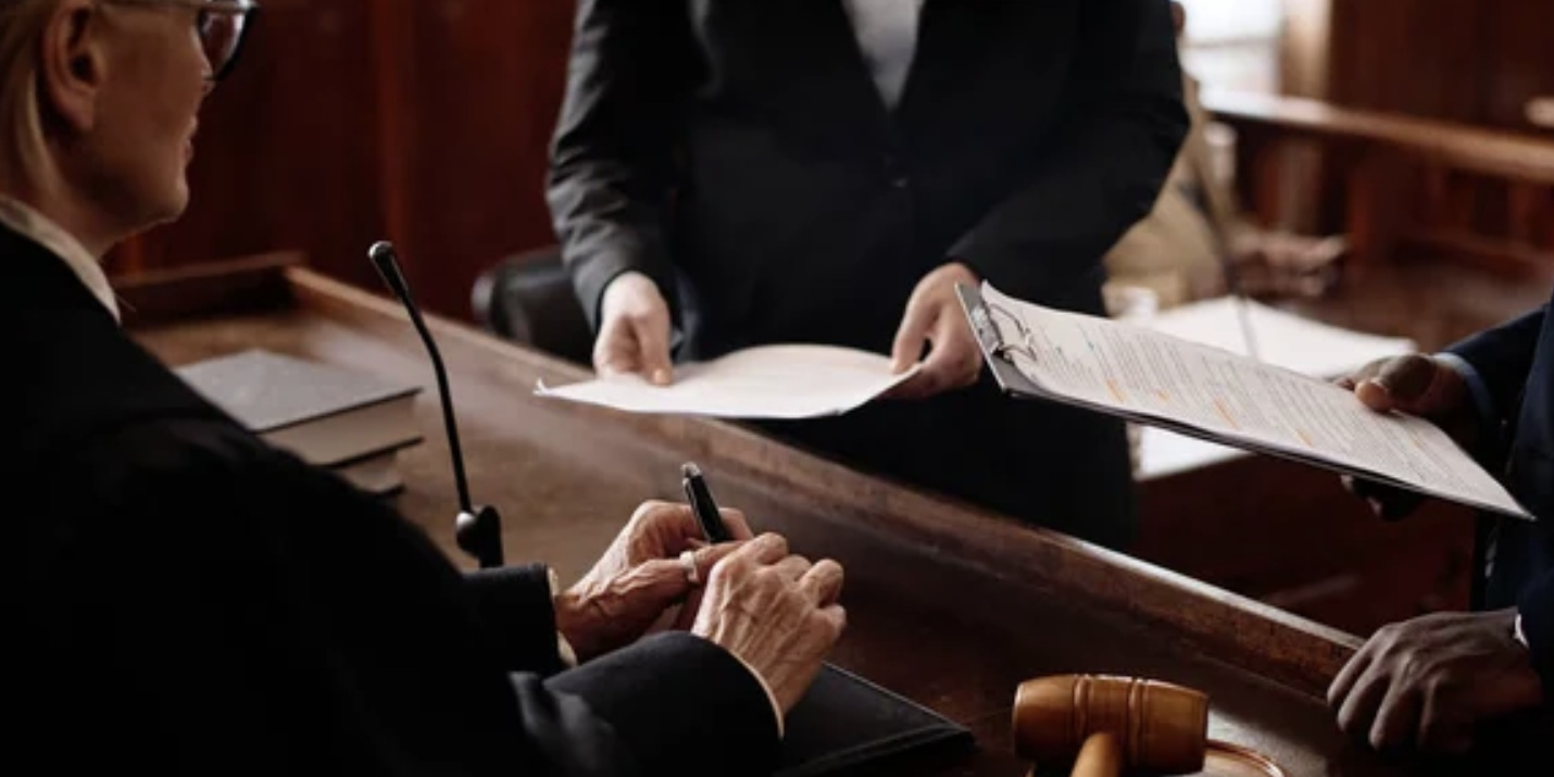 judge on bench discussing - nyc criminal lawyer